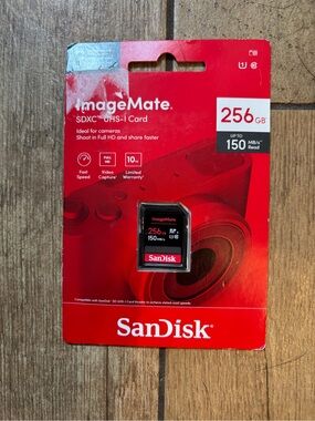 SanDisk ImageMate 256GB SDXC UHS‑I Memory Card - Red